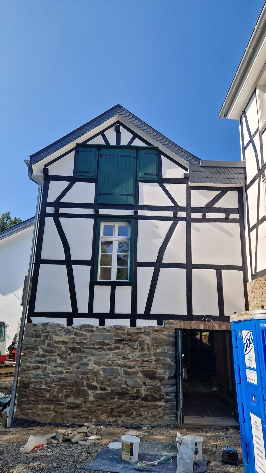 Fachwerkfassade nach der Sanierung – Projektfoto von Cumia Putzwerk